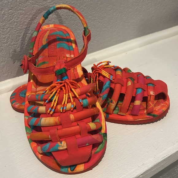 Farm Rio Tropical Tube Sandal, vibrant colors, women’s size 37 (8  US). NWOT - Picture 1 of 9